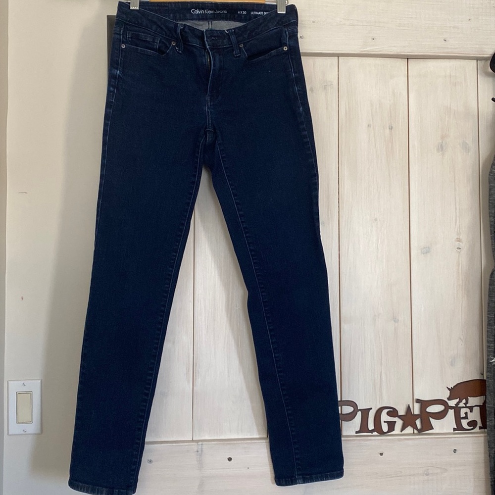 Calvin Klein Ultimate skinny jeans size 6 x 30